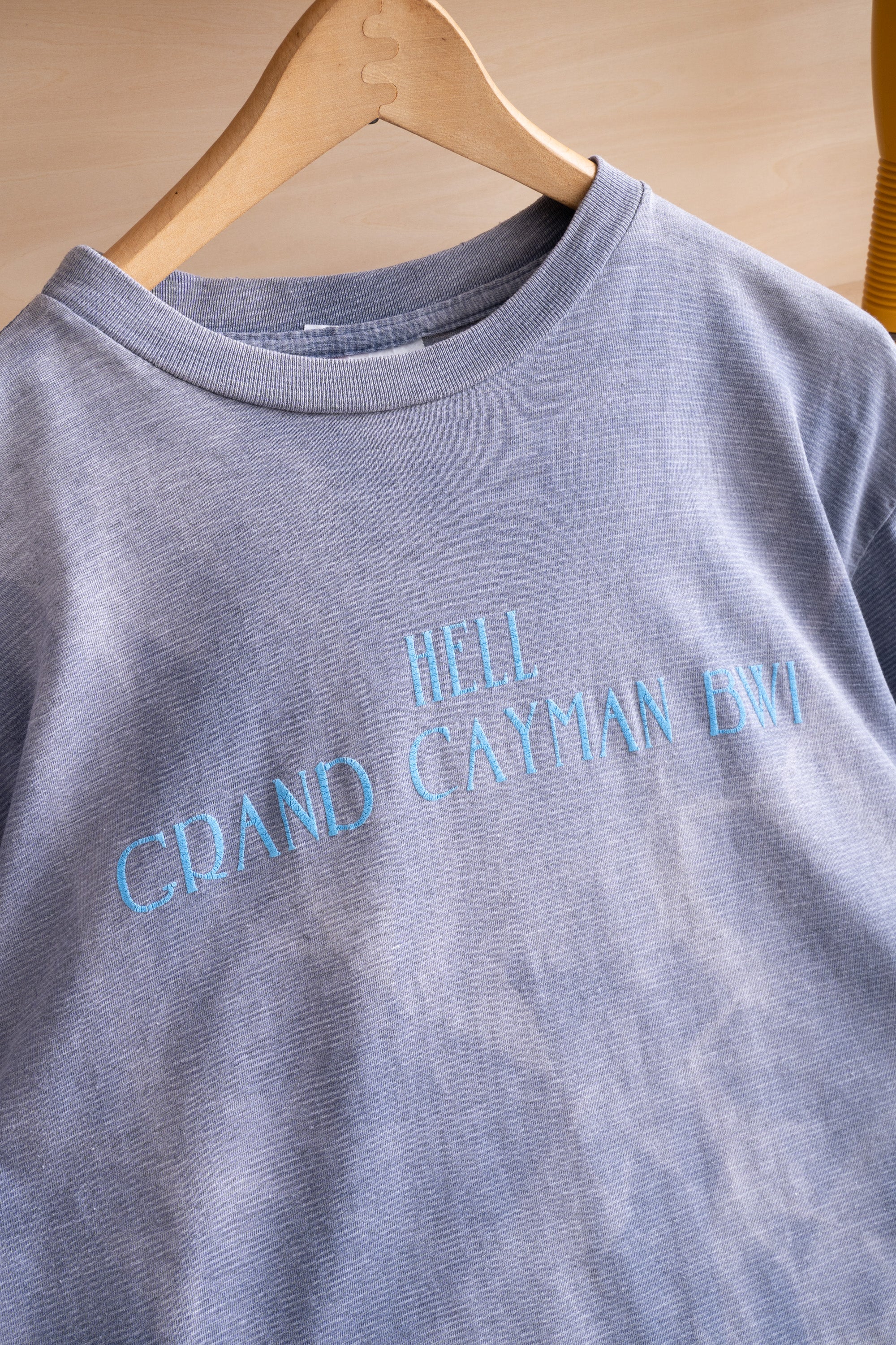 90S FADED CAYMAN ISLAND STRIPED T-SHIRT