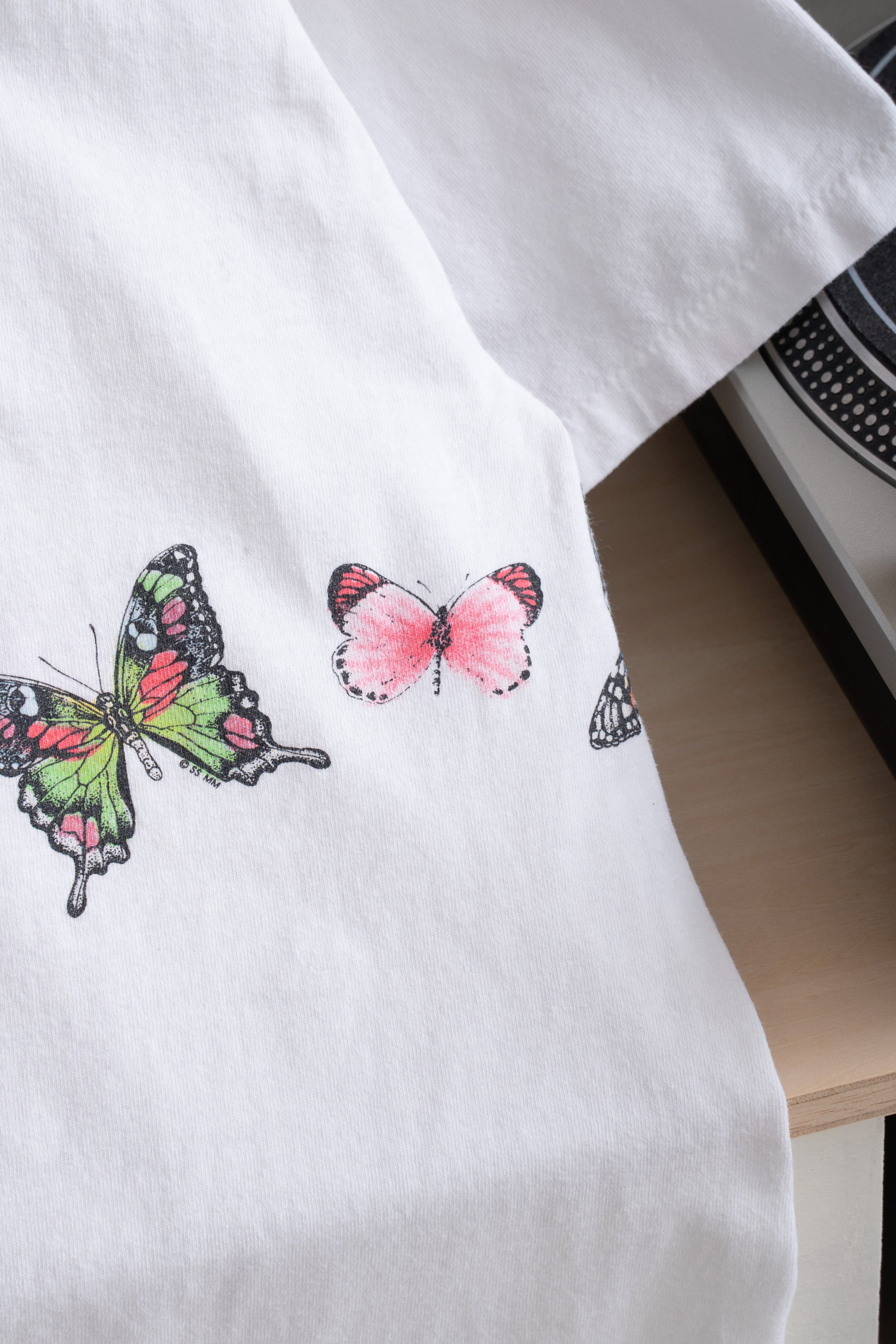 90S MADE IN USA NORTH CAROLINA BUTTERFLY PRINT T-SHIRT