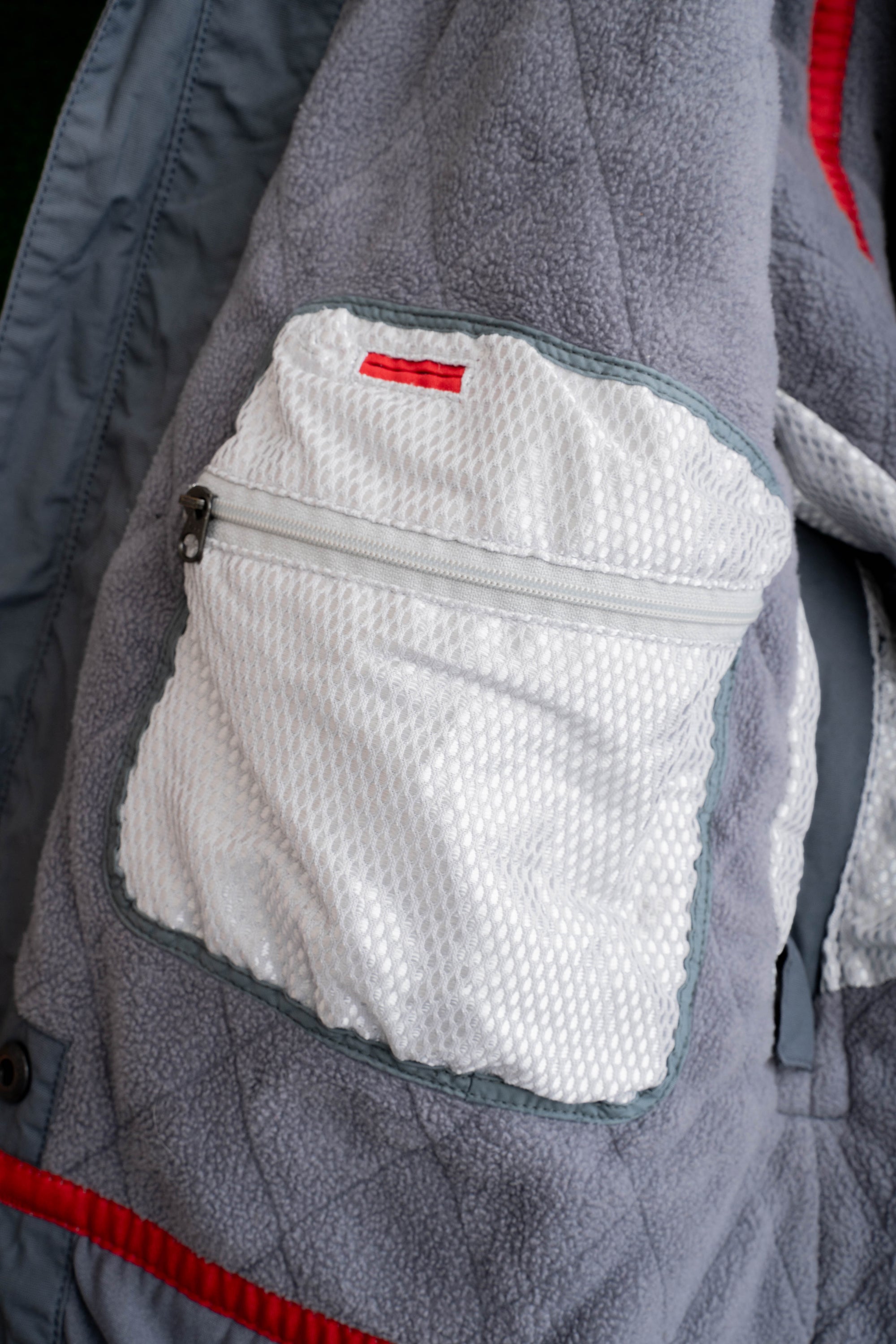 00S BURTON SNOW JACKET