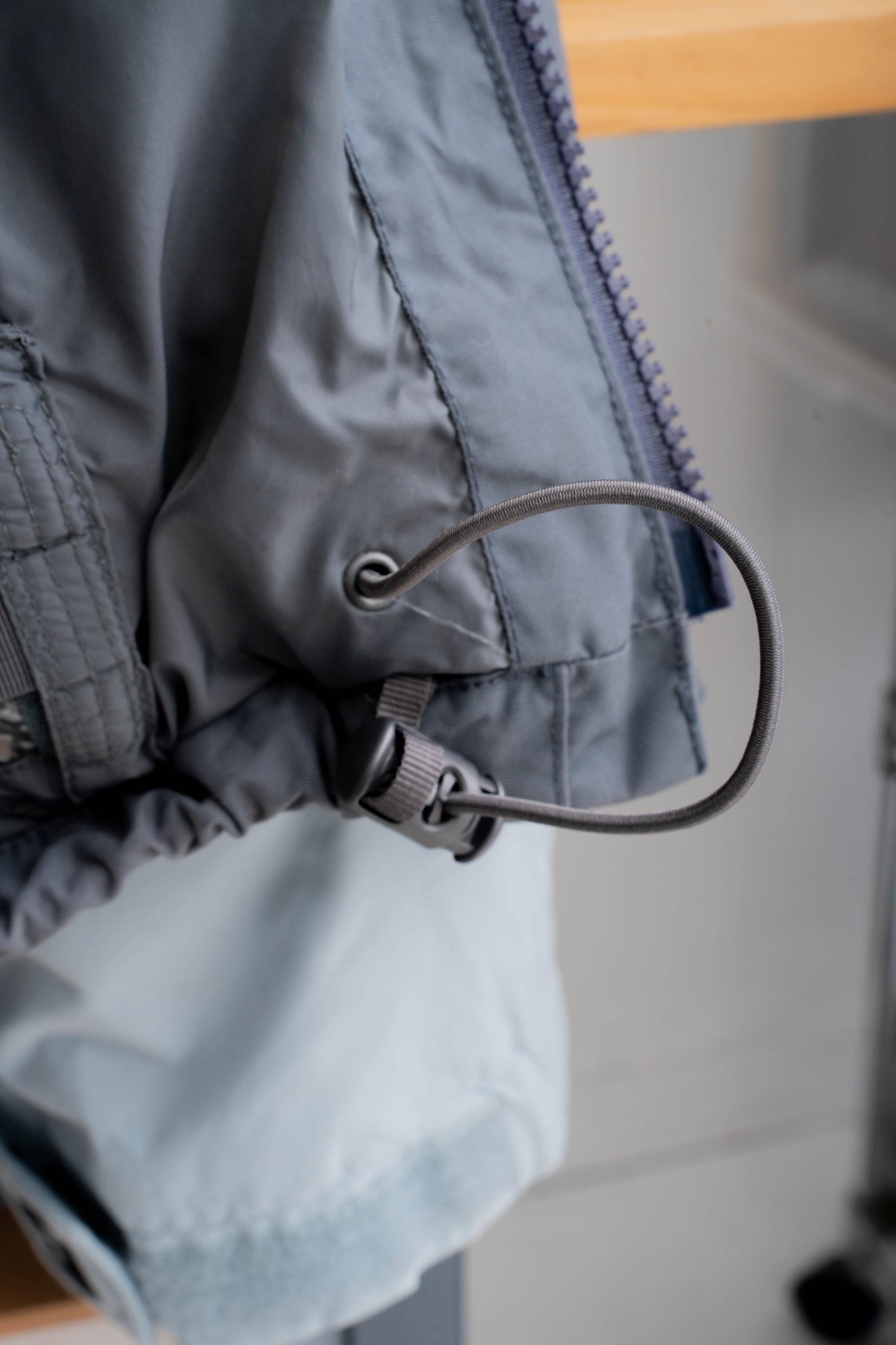 00S BURTON SNOW JACKET