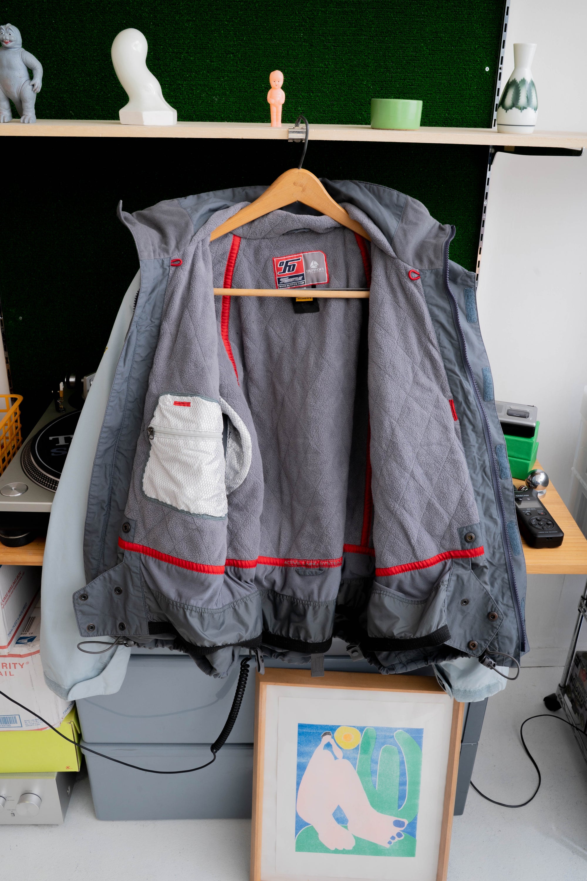 00S BURTON SNOW JACKET