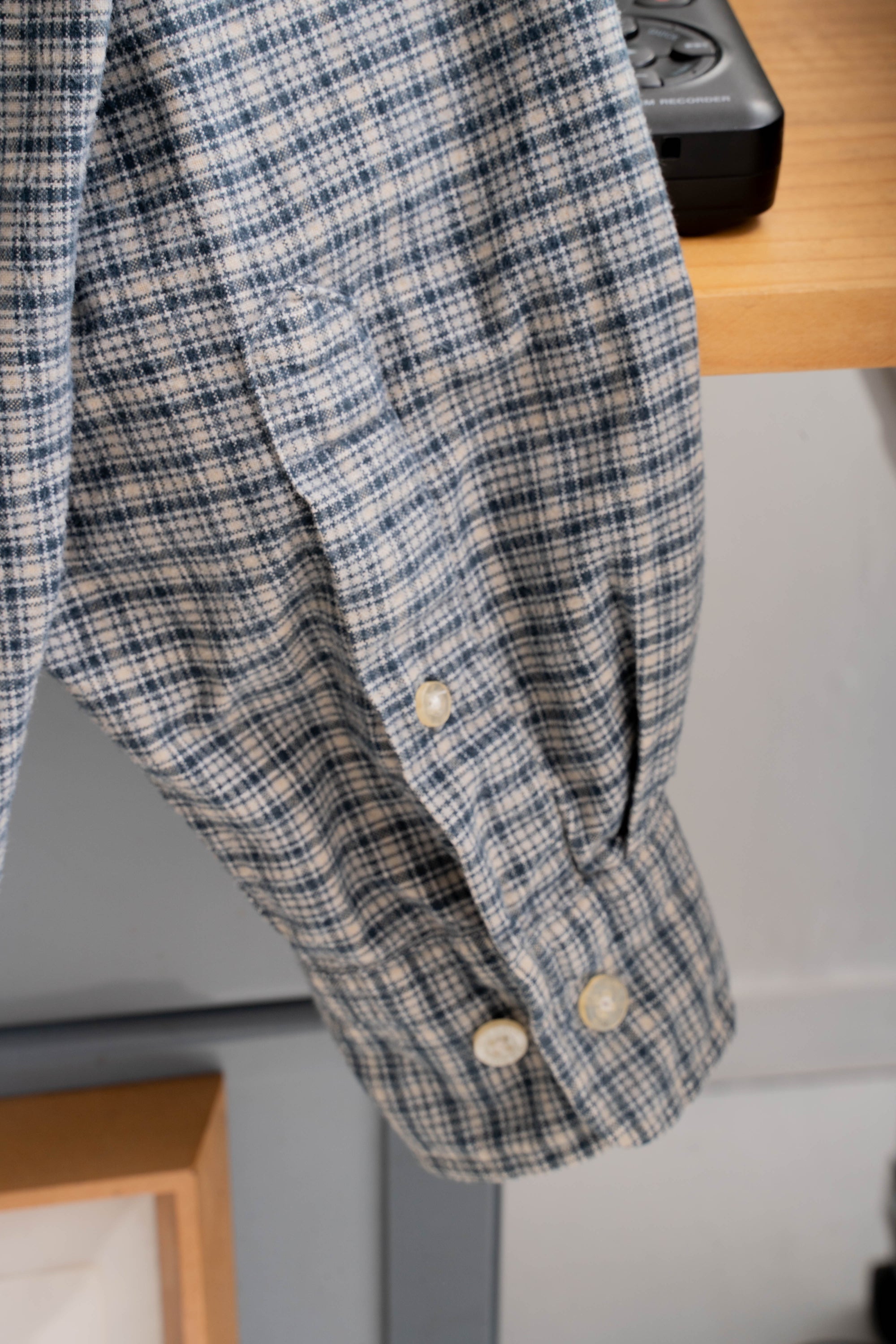 90~00S OLD NAVY CHECKED SHIRT