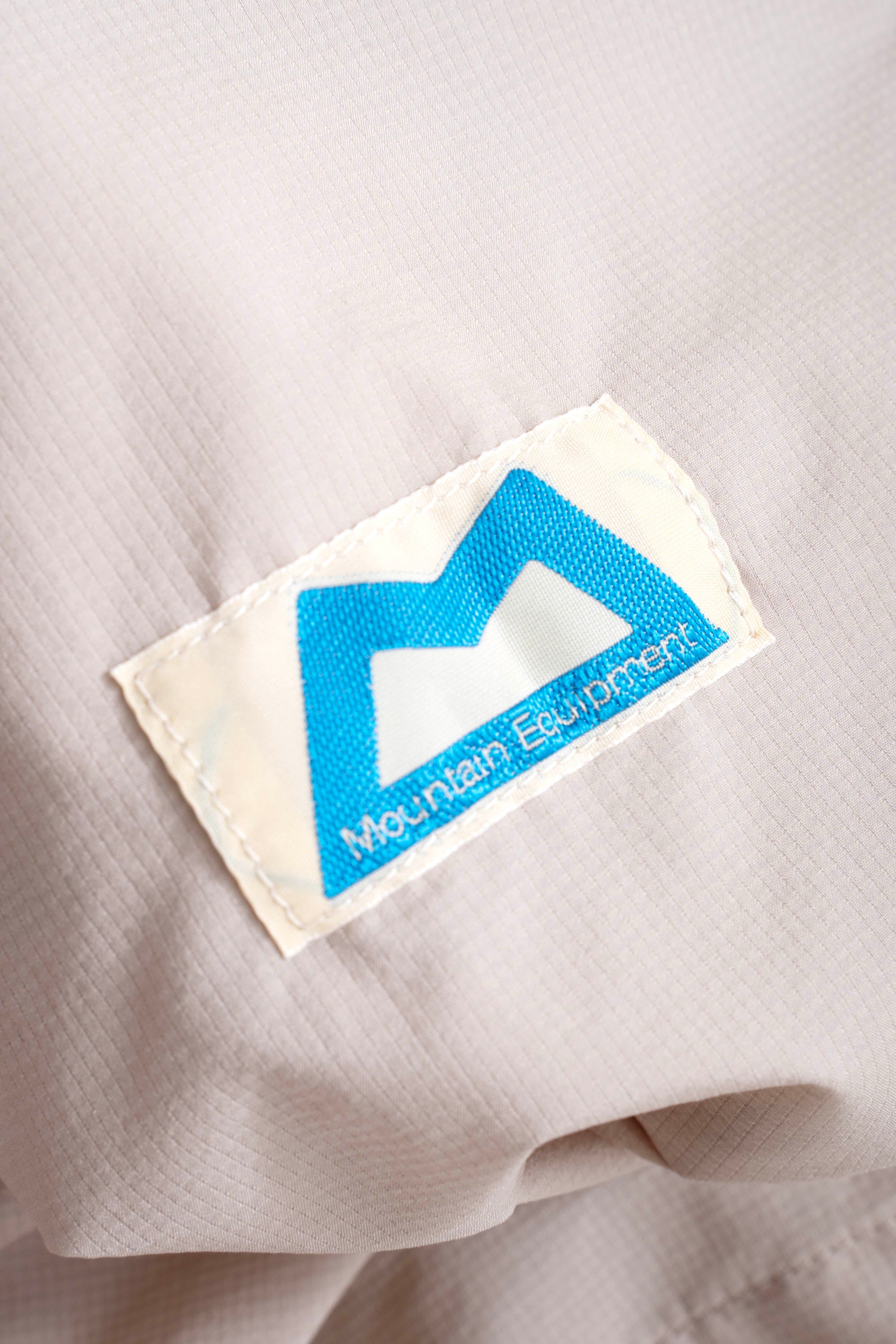 10S MOUNTAIN EQUIPMENT ACTIVE VEST