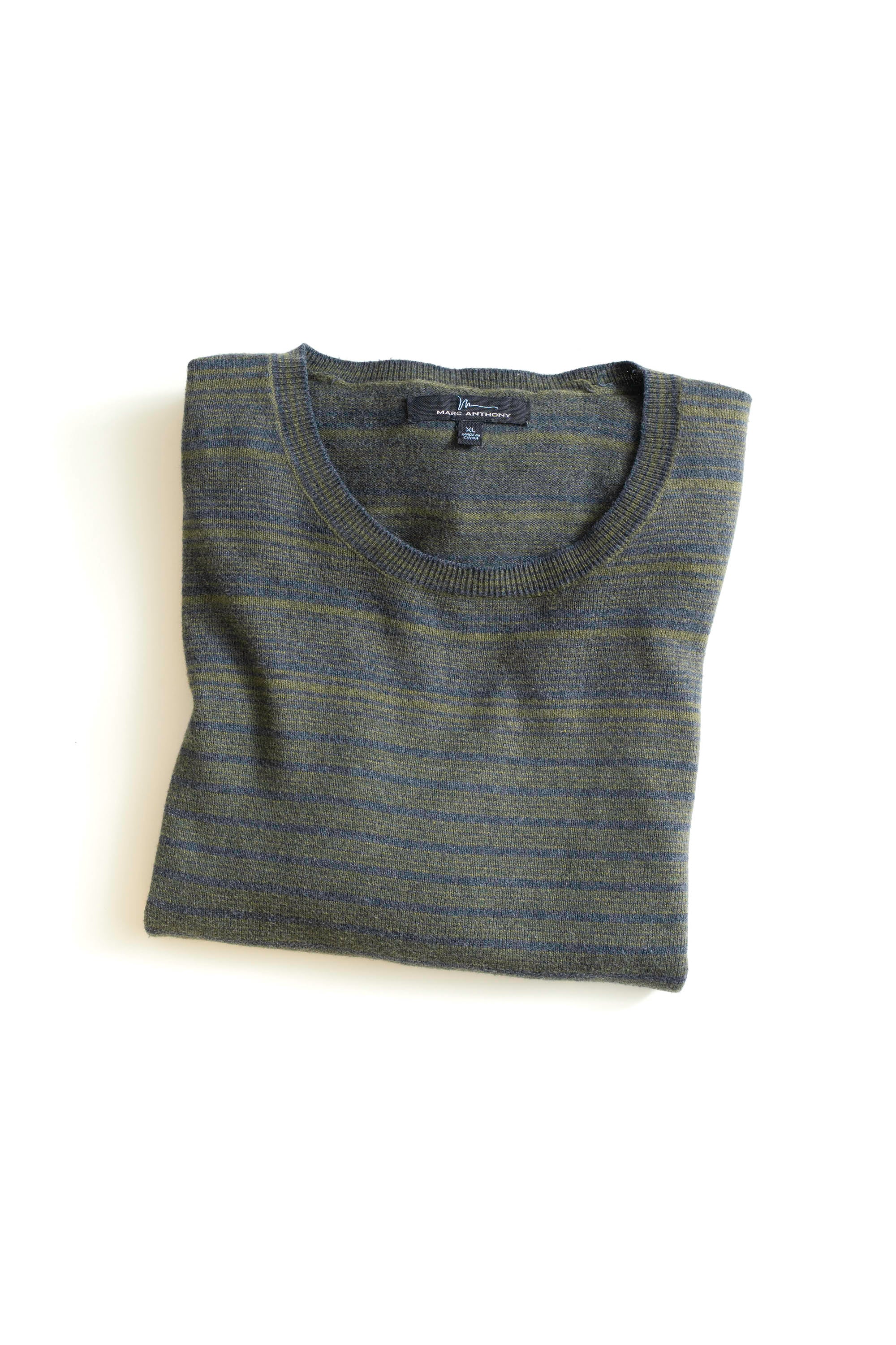 00S MARC ANTHONY CASHMERE BLEND SWEATER