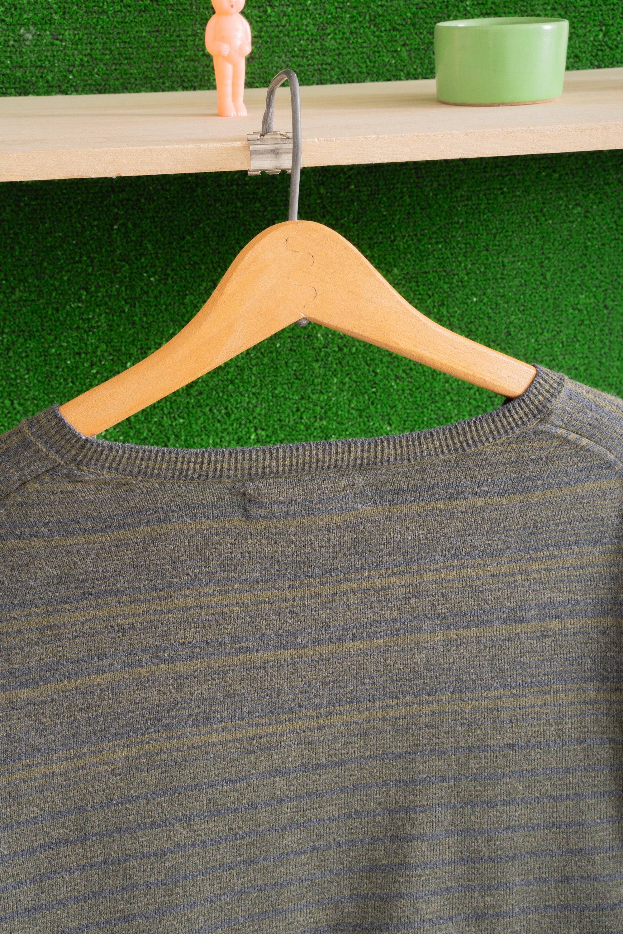 00S MARC ANTHONY CASHMERE BLEND SWEATER