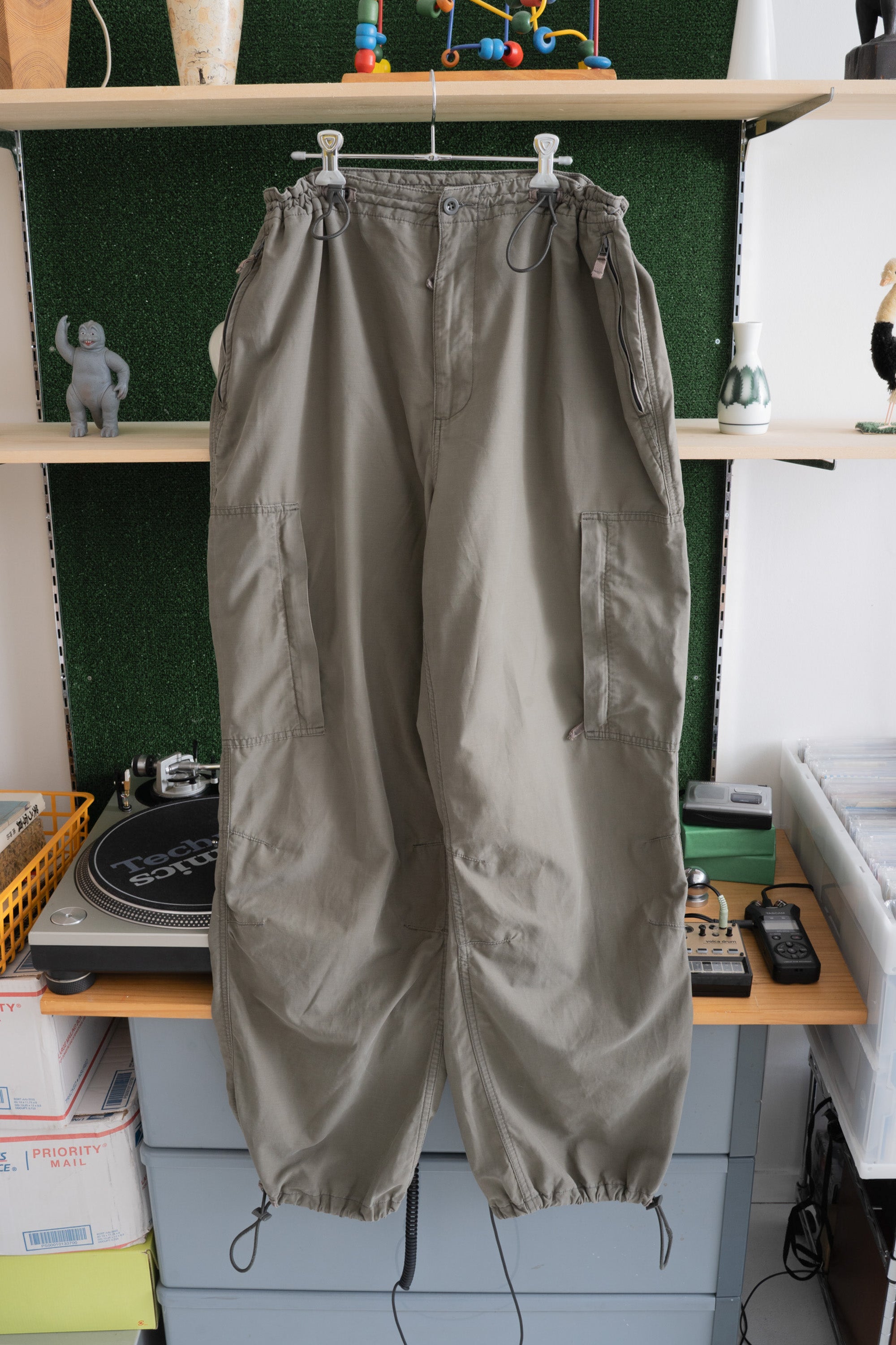 00S GAP EASY CARGO PANTS
