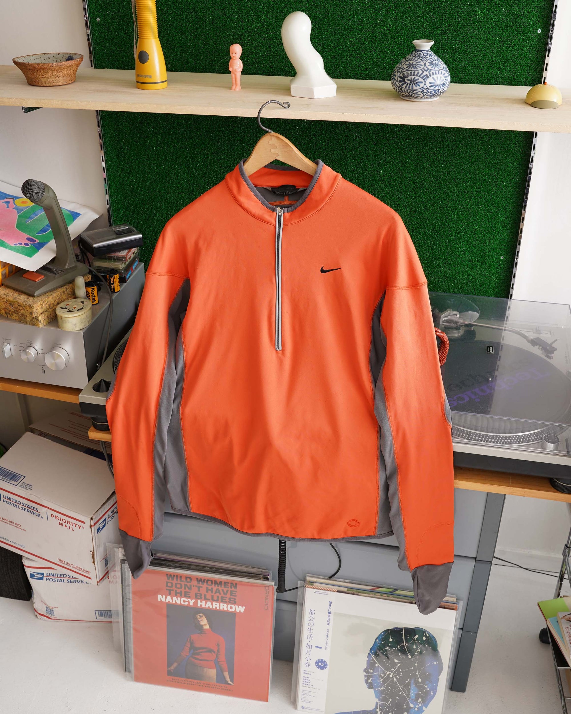 00S NIKE SPHERE HALFZIP PULLOVER