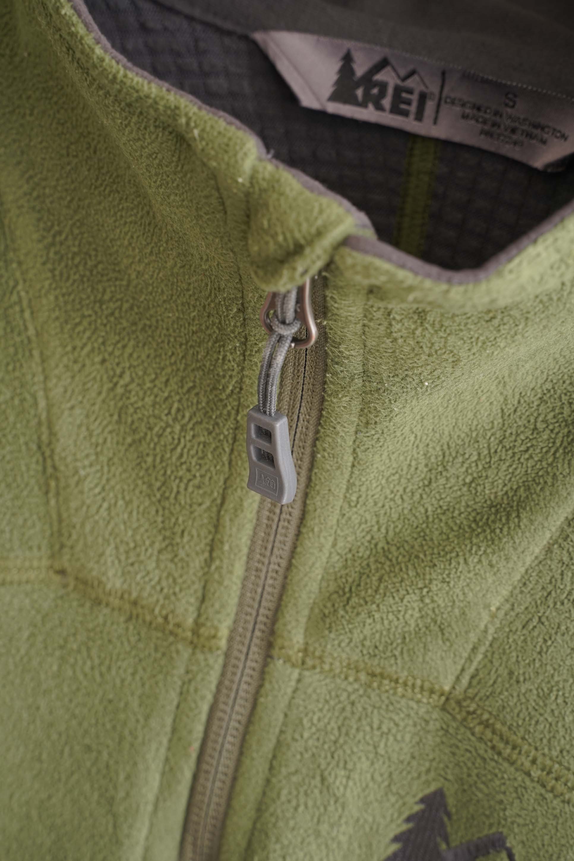 00S REI FLEECE JACKET