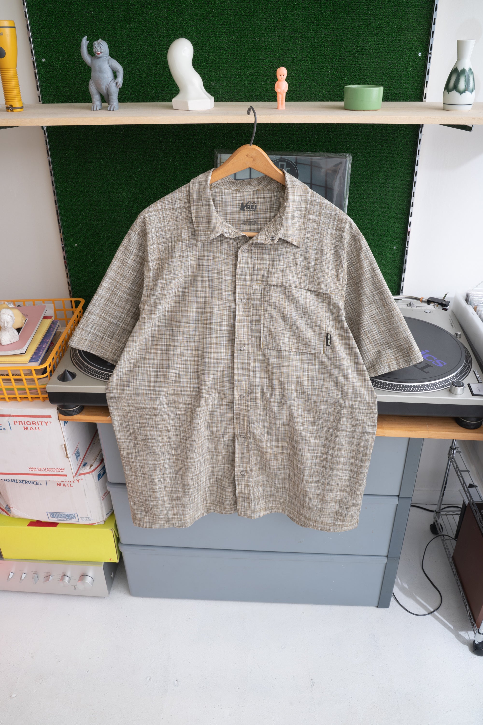 10S REI CHECKED SHIRT