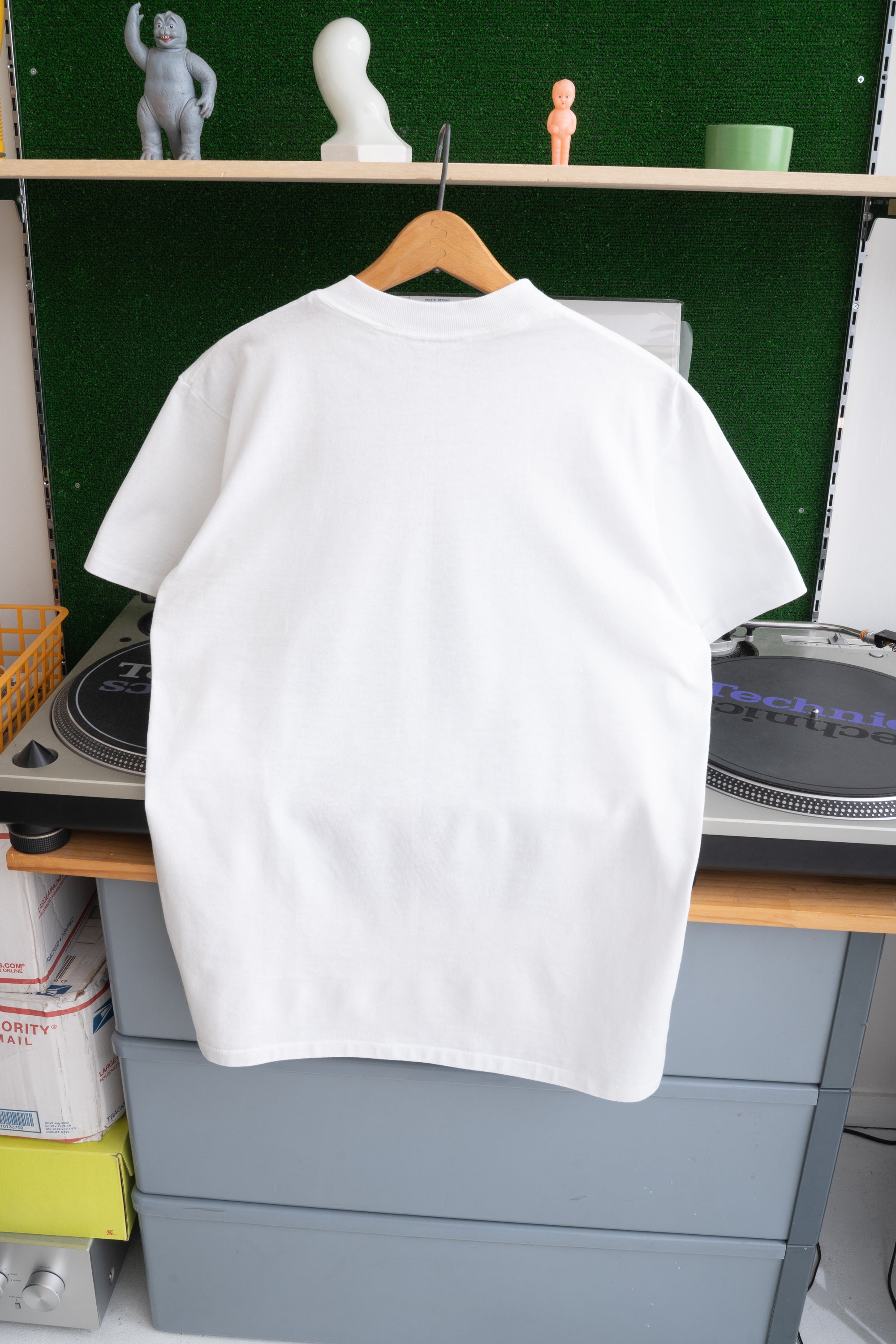 90S MADE IN USA THE ART OF  FLIRTATION BY MARTELL COGNAC T-SHIRT (ONEITA)
