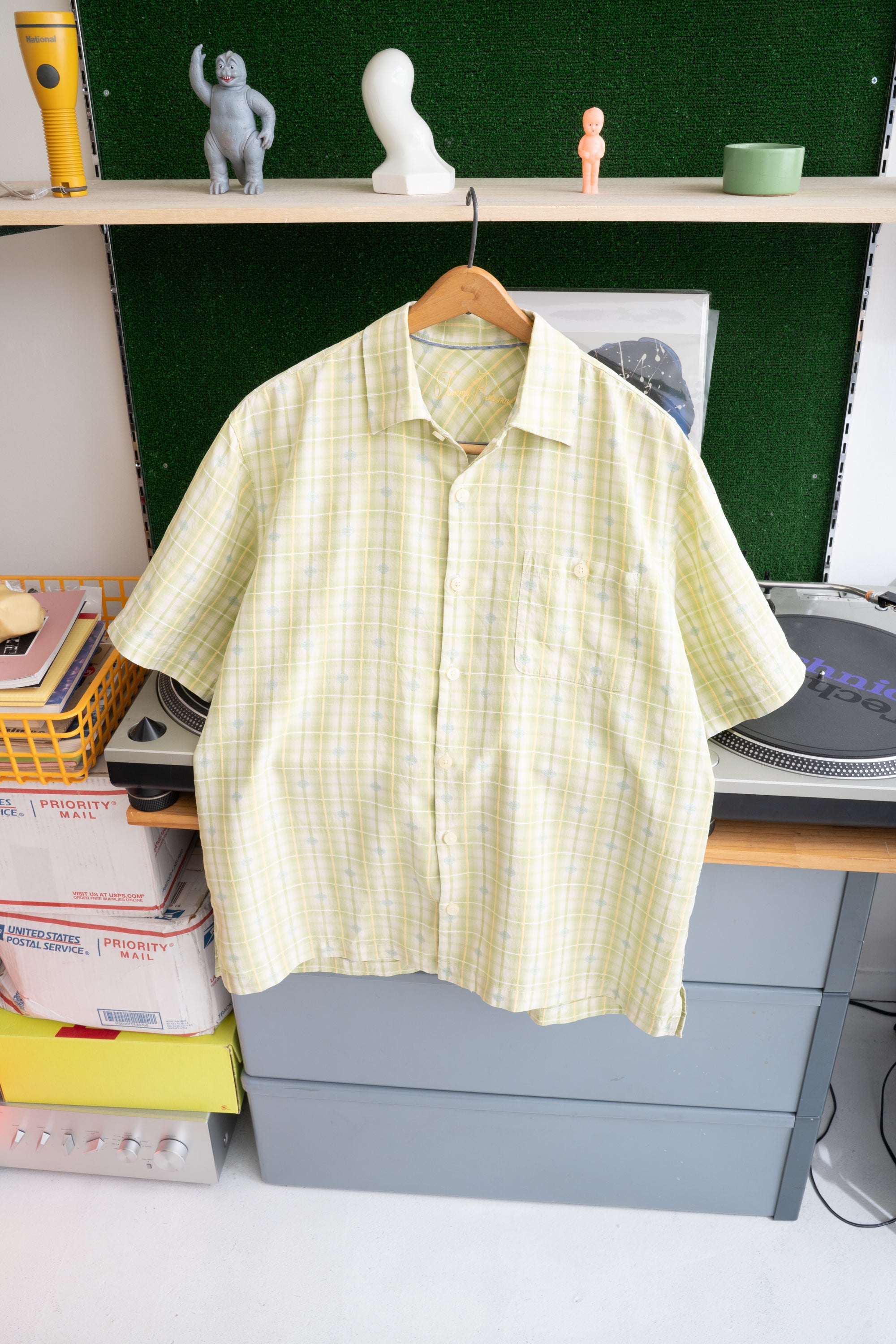 90~00S TOMMY BAHAMA CHECKED SHIRT