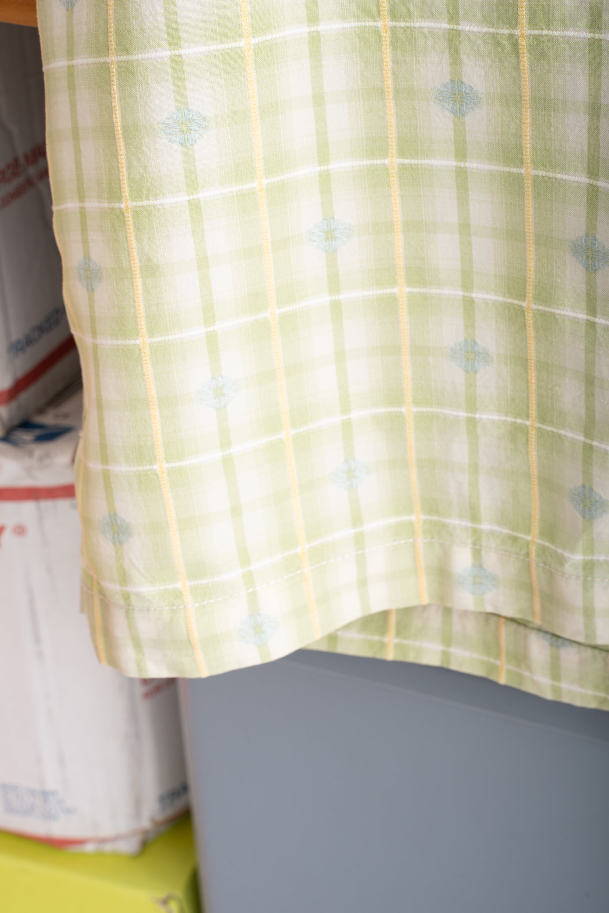 90~00S TOMMY BAHAMA CHECKED SHIRT