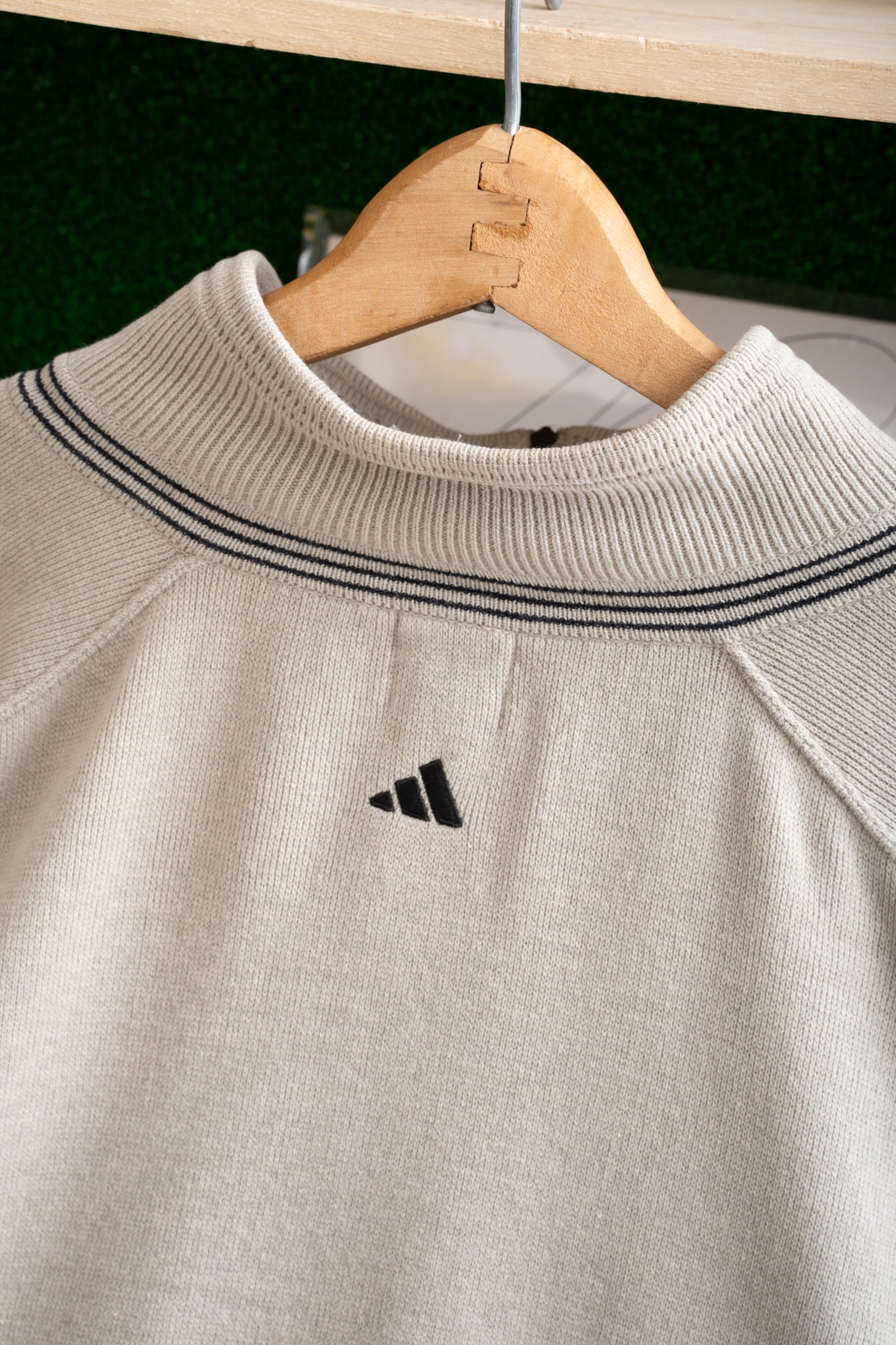 00S ADIDAS NECK ZIP SWEATER