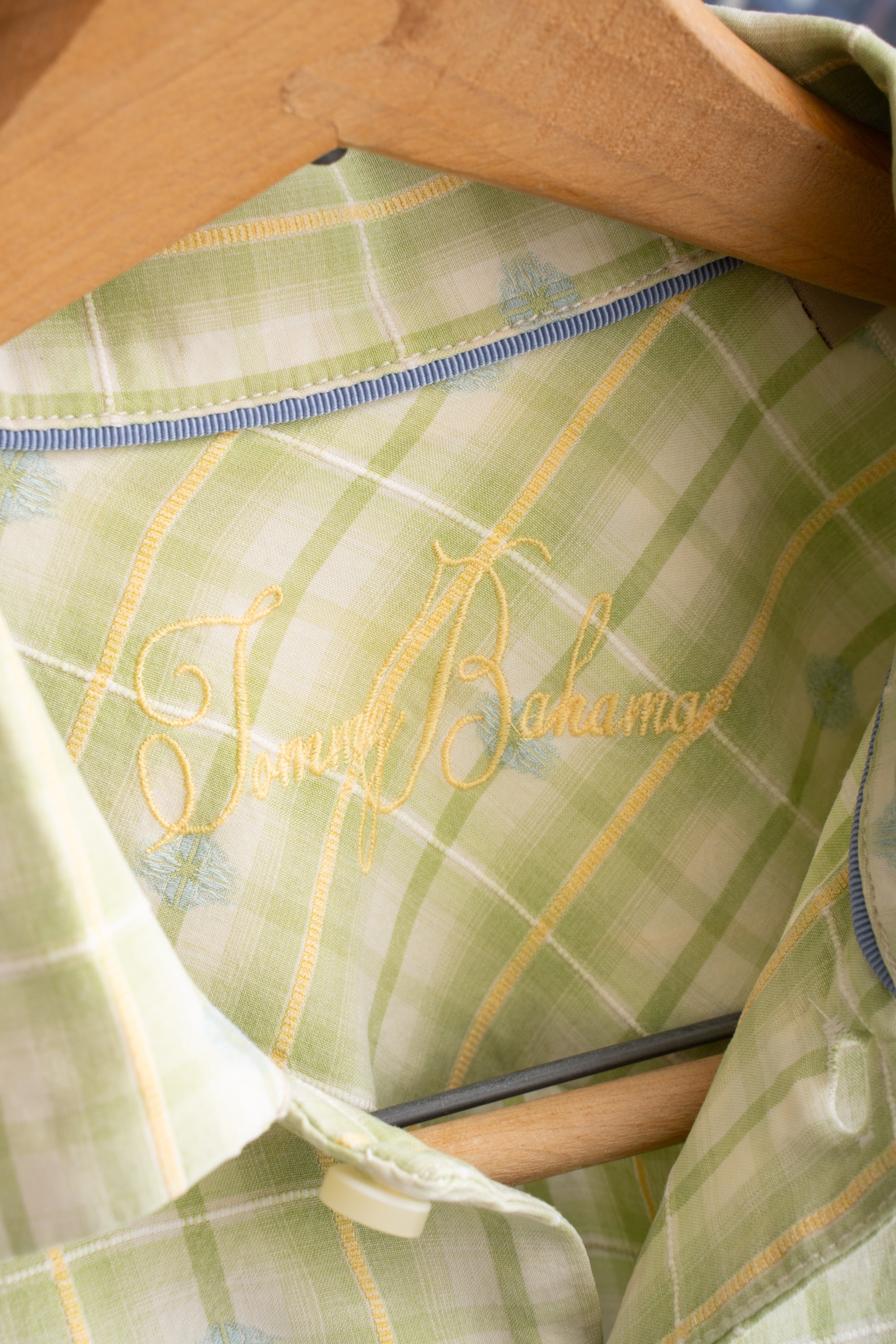 90~00S TOMMY BAHAMA CHECKED SHIRT