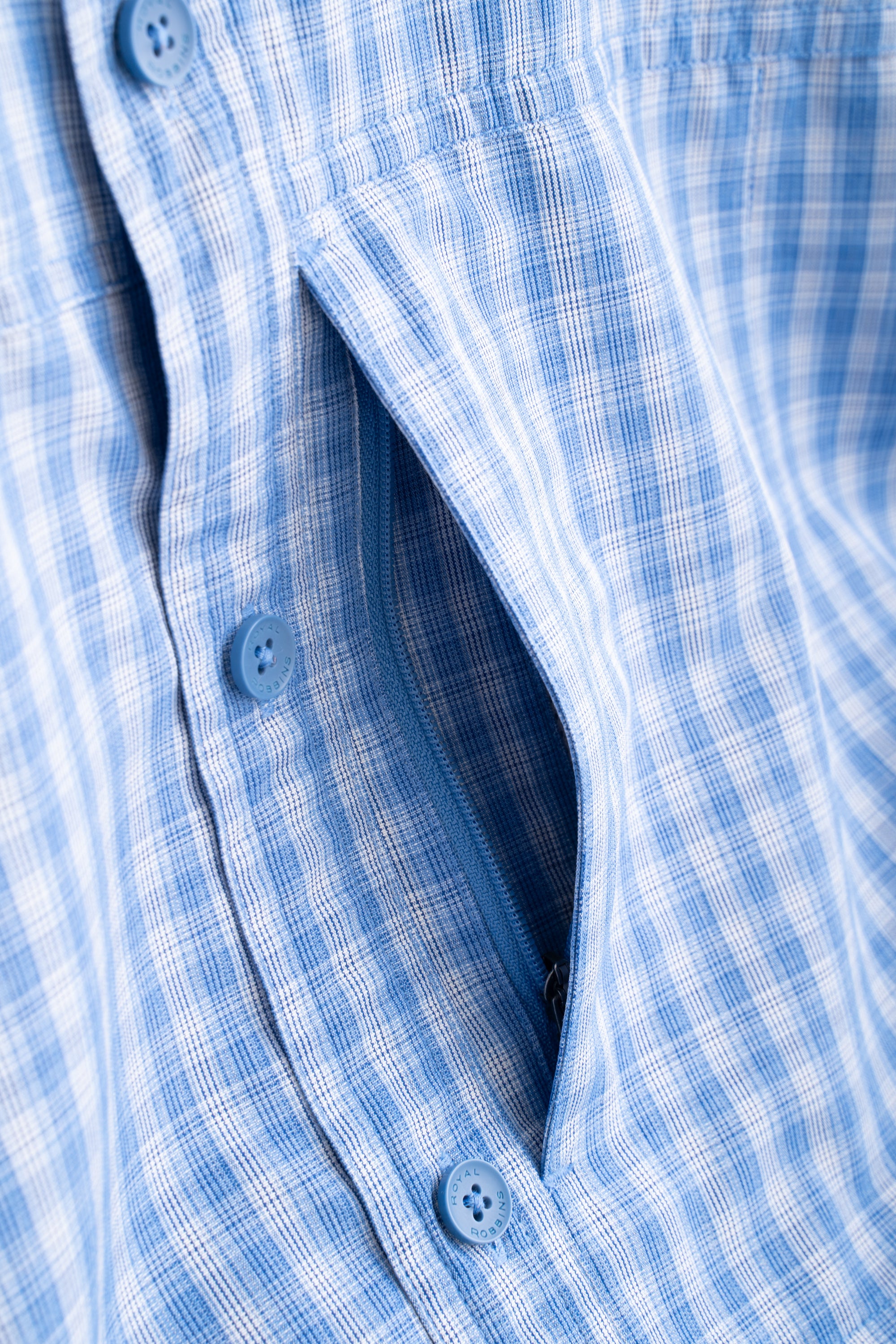 10S ROYAL ROBBINS CHECKED SHIRT
