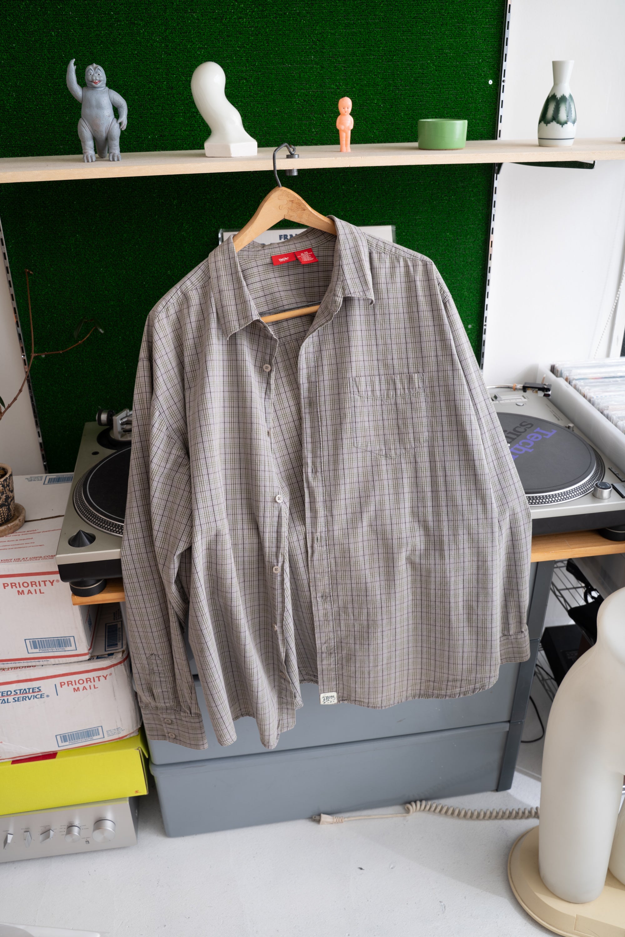 00S MOSSIMO CHECKED SHIRT