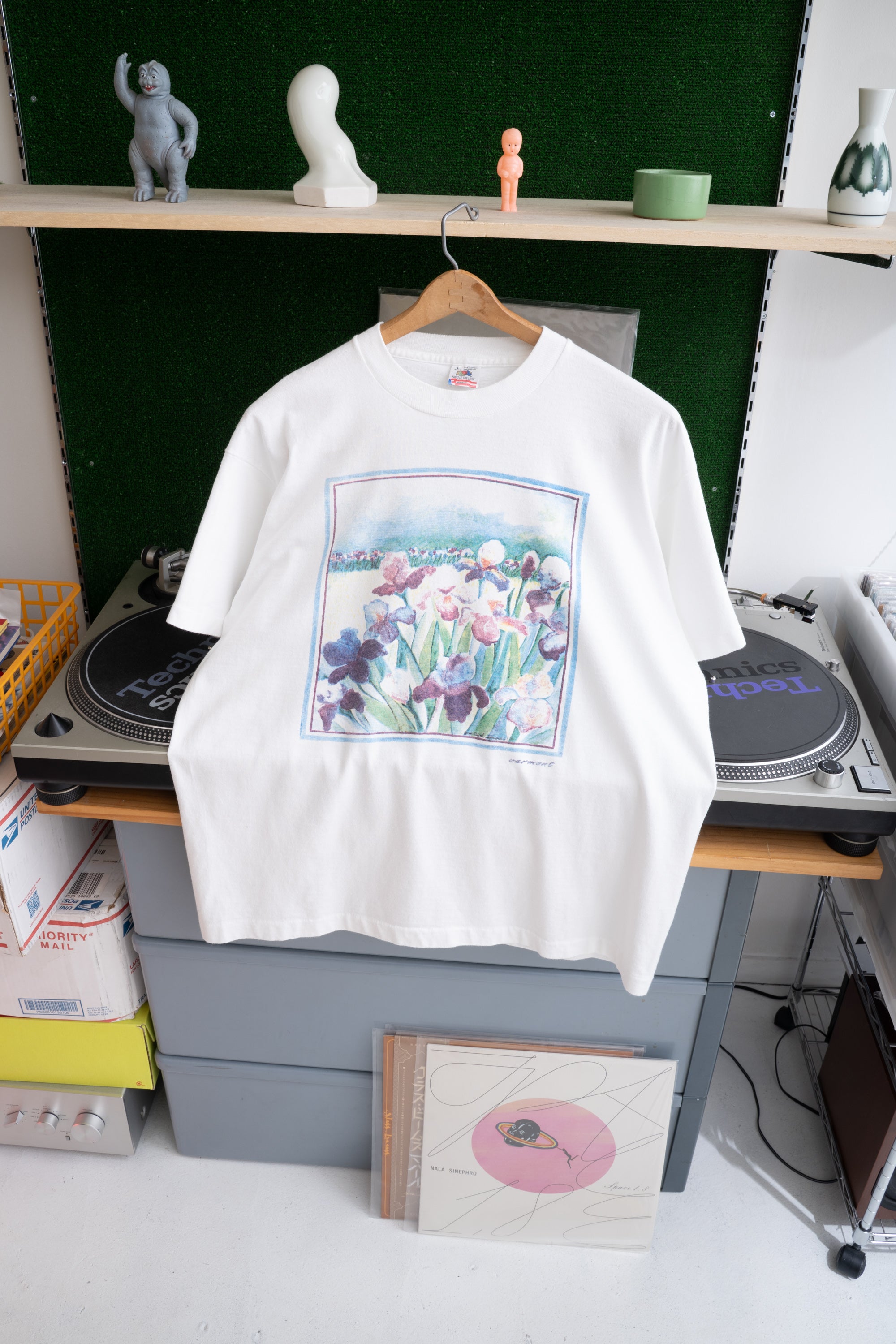 90S MADE IN USA FLOWER PRINT T-SHIRT (FRUIT OF THE LOOM)