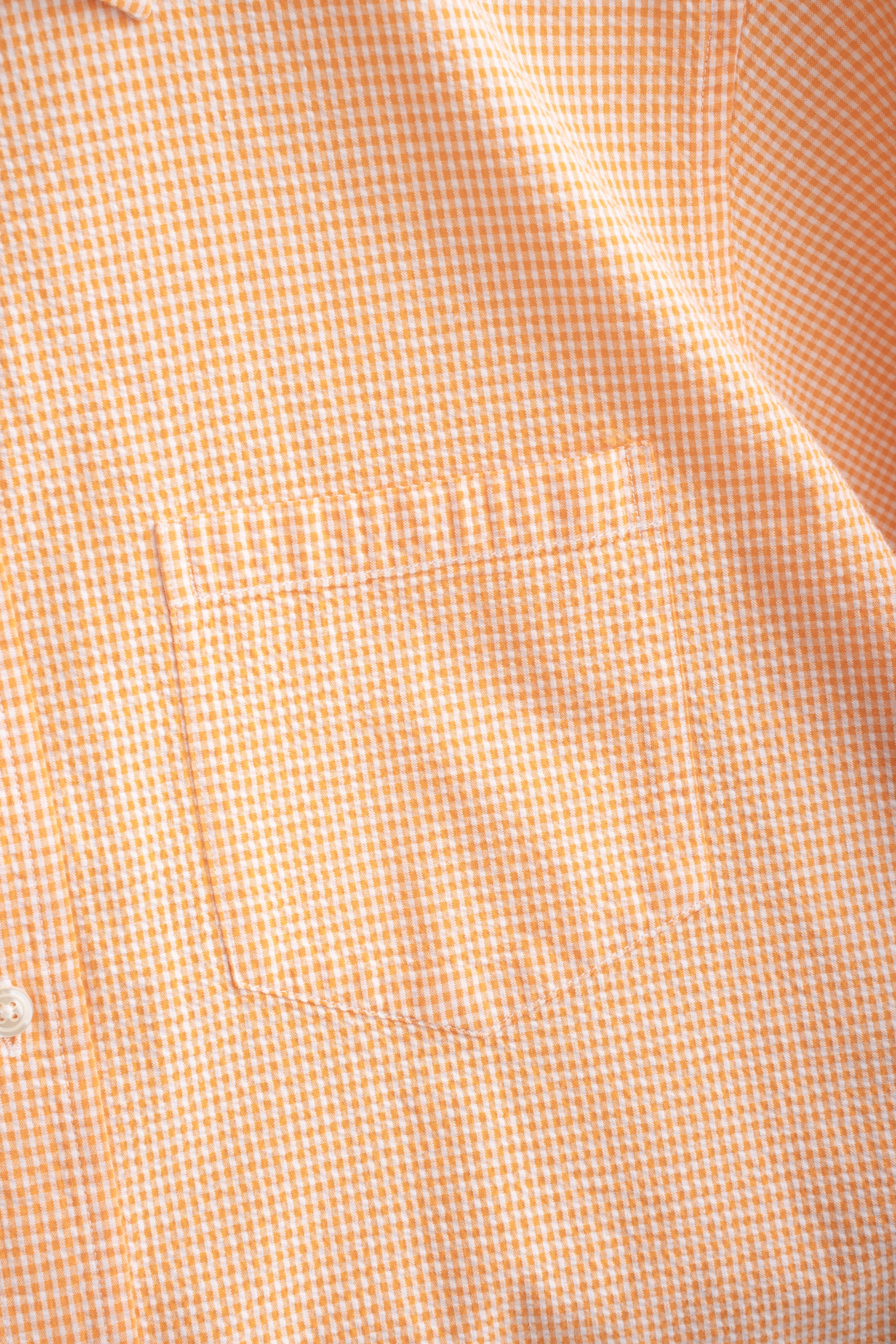 00S GAP CHECKED SEERSUCKER SHIRT