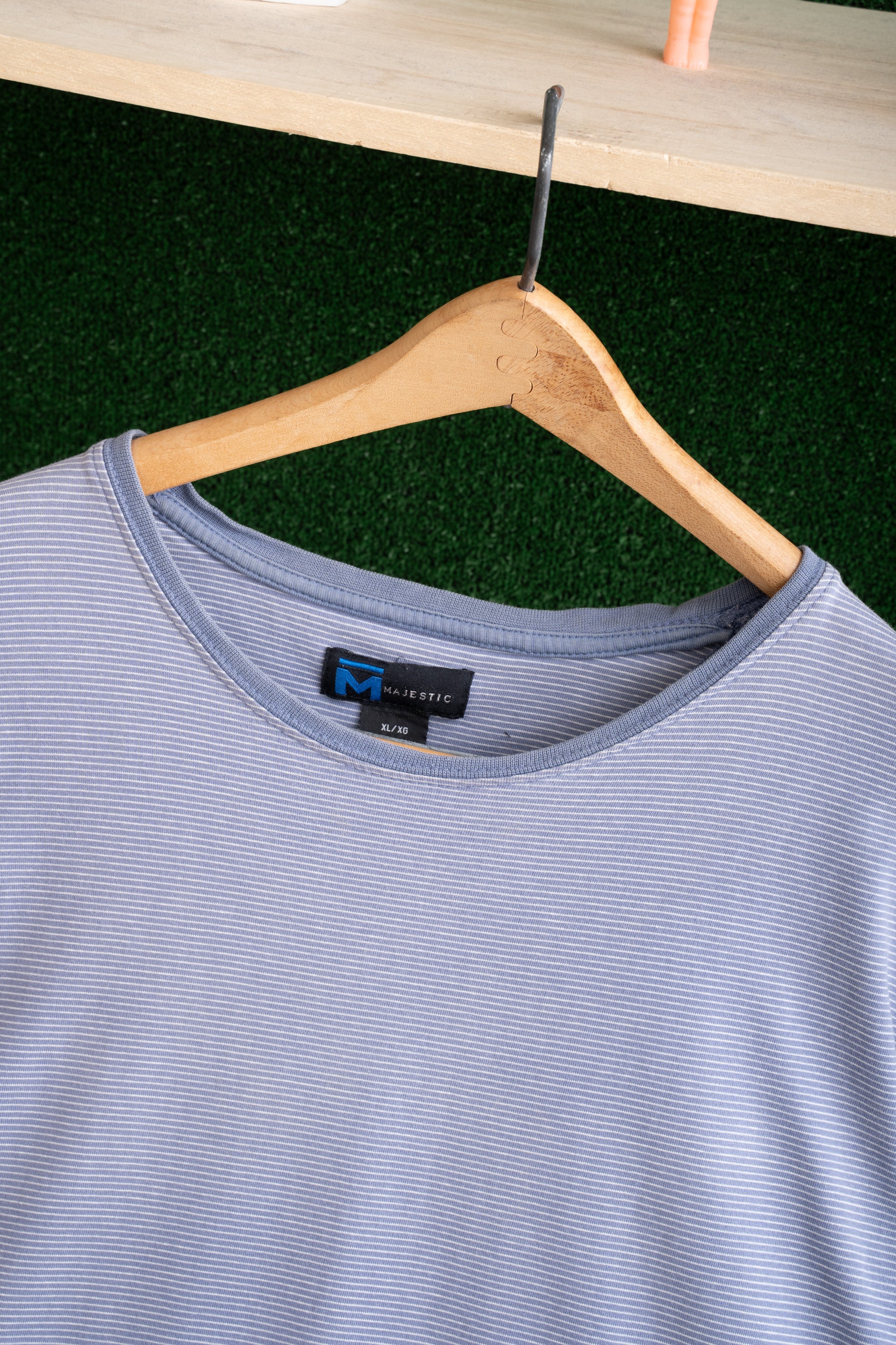 90~00S MAJESTIC STRIPED T-SHIRT