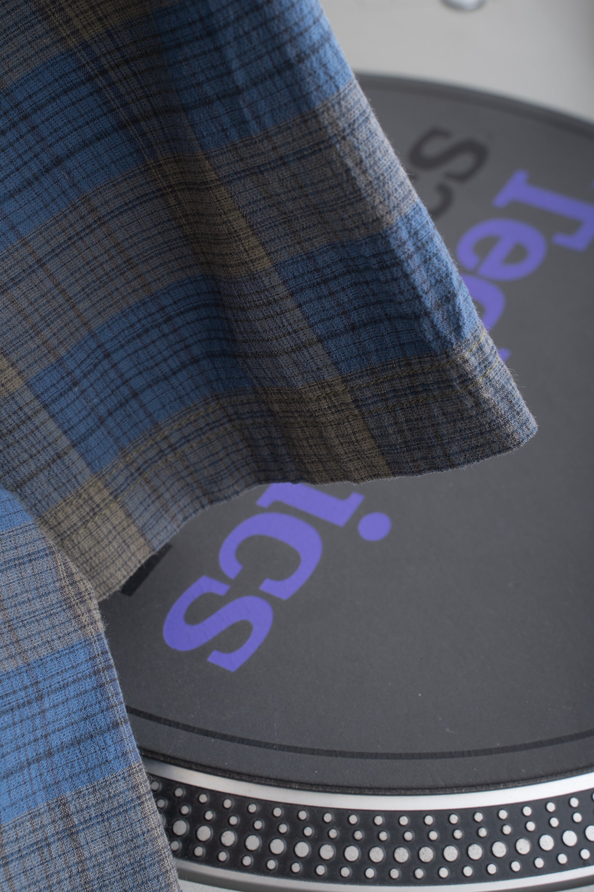 10S OUTDOOR RESEARCH CHECKED SHIRT