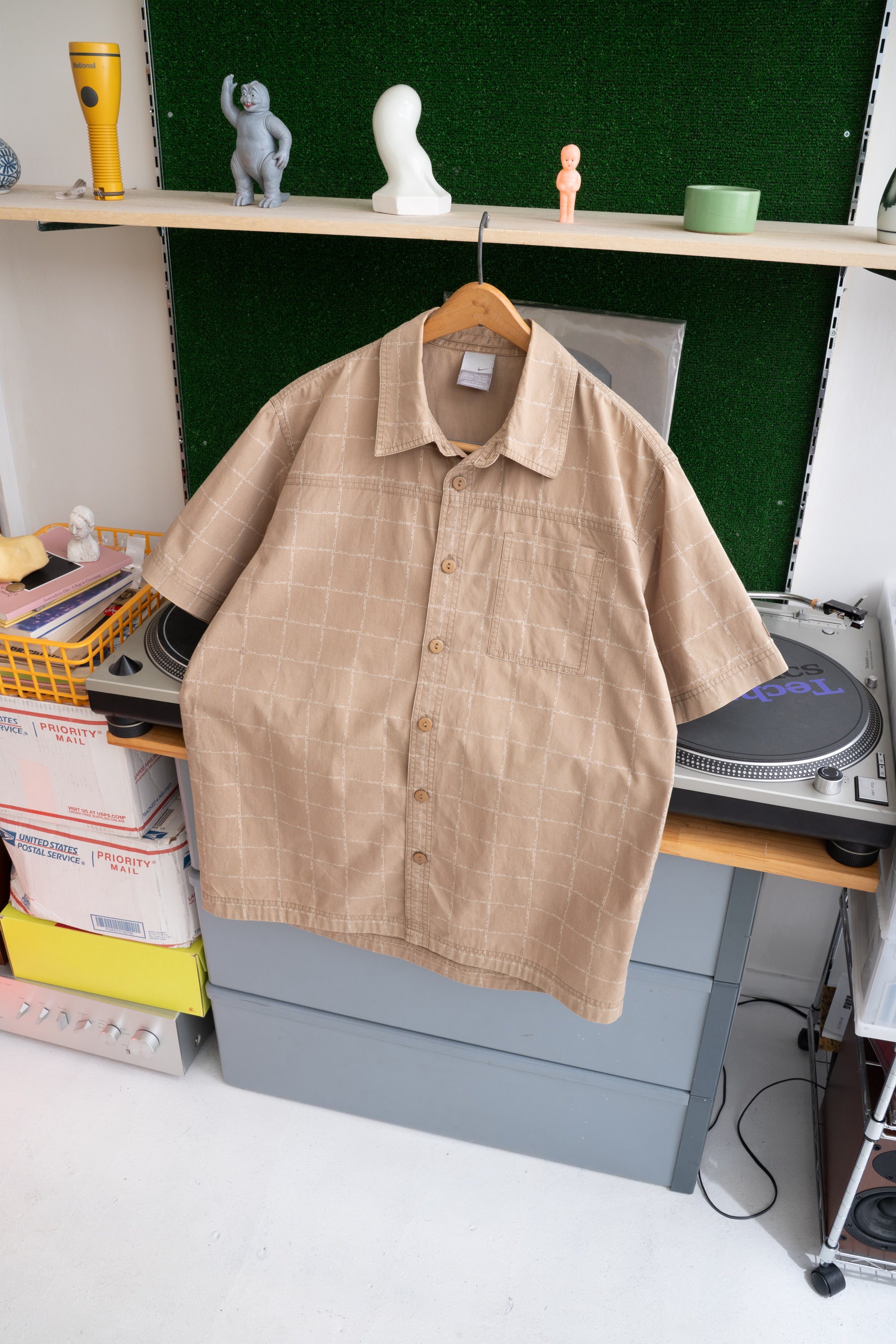 00S NIKE DLX CHECKED SHIRT