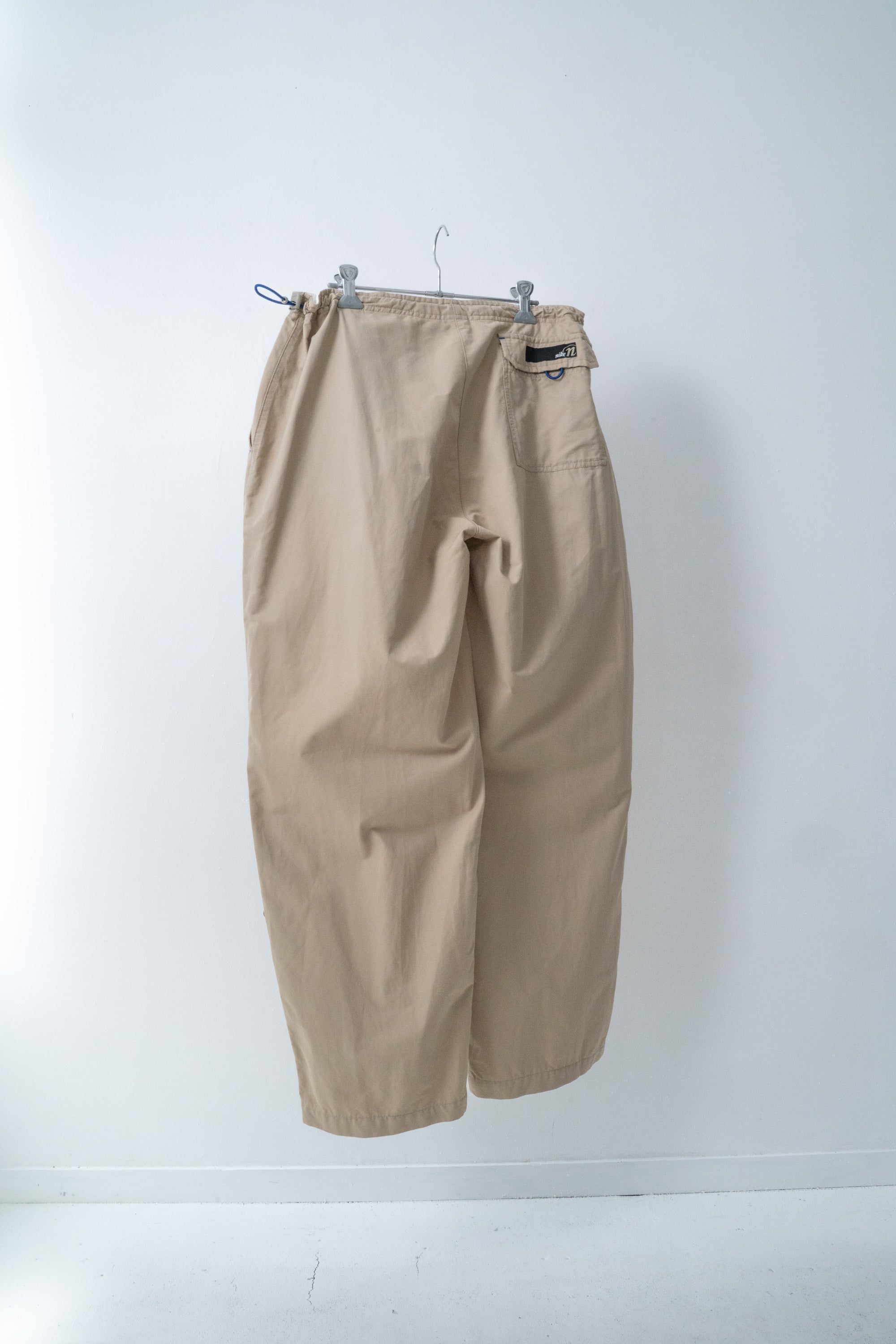 00S NIKE SIDE TACKED PANTS